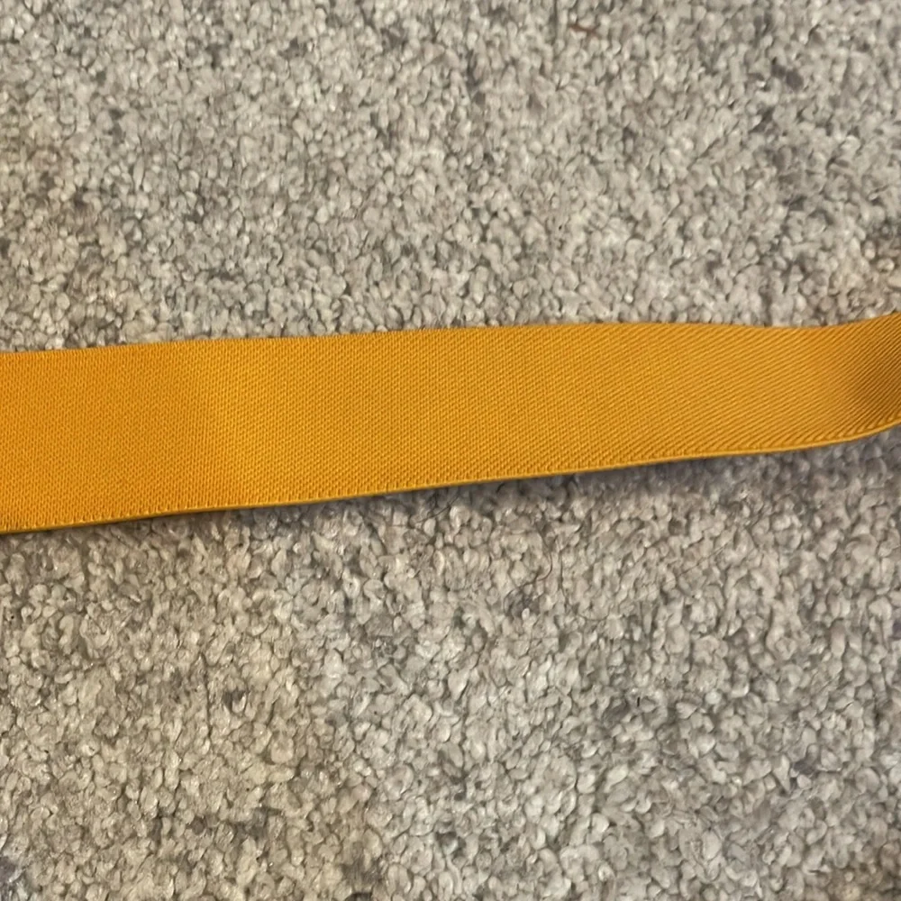 3/$15 - Adidas Youth Baseball Belt, Yellow / Gold